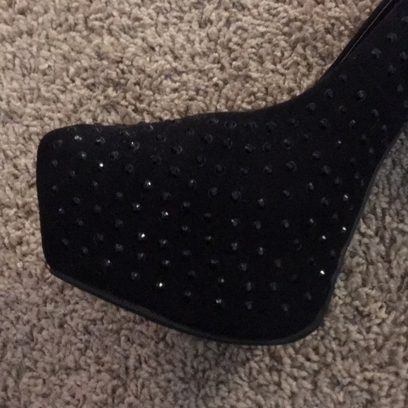 💎 JustFab Rhinestone Platform pumps 💎 - Picture 8 of 8